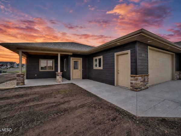693 KAYLEE COURT, Watertown, SD 57201