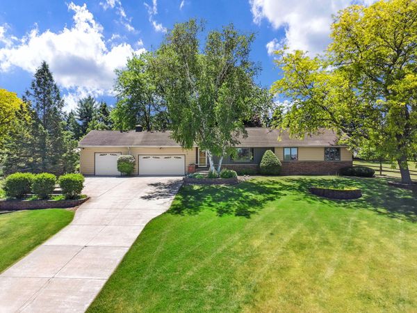 W295S10874 Highway ES -, Mukwonago, WI 53149