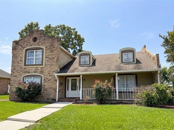 3700 LAKE DES ALLEMANDS Drive , Harvey, LA 70058