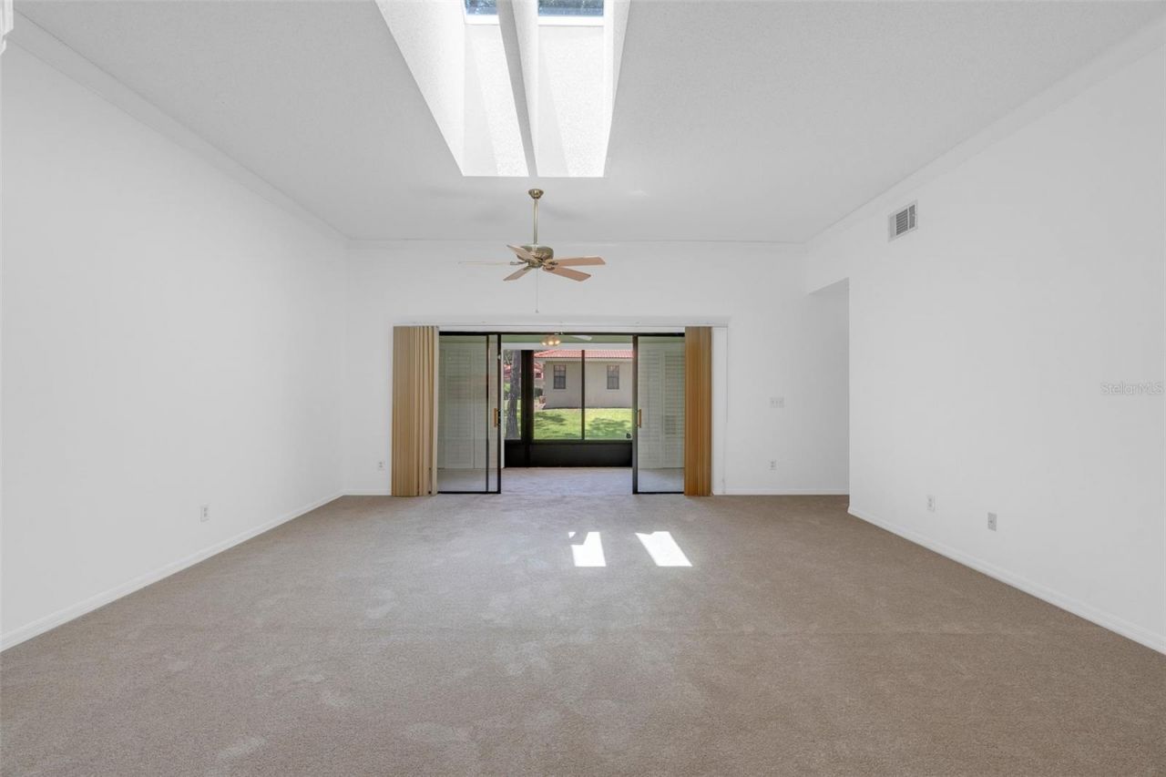 8237 Breeze Cove Lane, Orlando, FL 32819 Photo