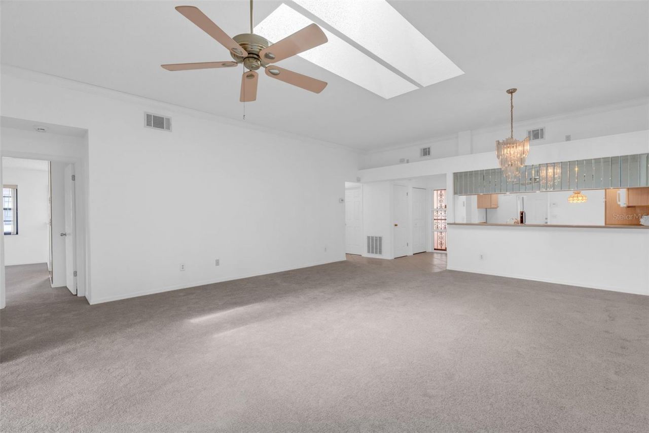 8237 Breeze Cove Lane, Orlando, FL 32819 Photo