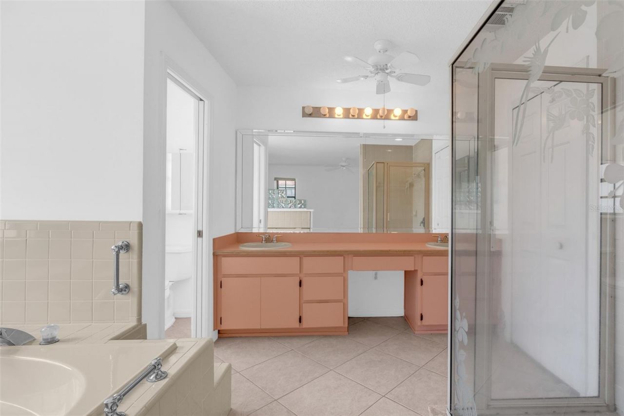 8237 Breeze Cove Lane, Orlando, FL 32819 Photo
