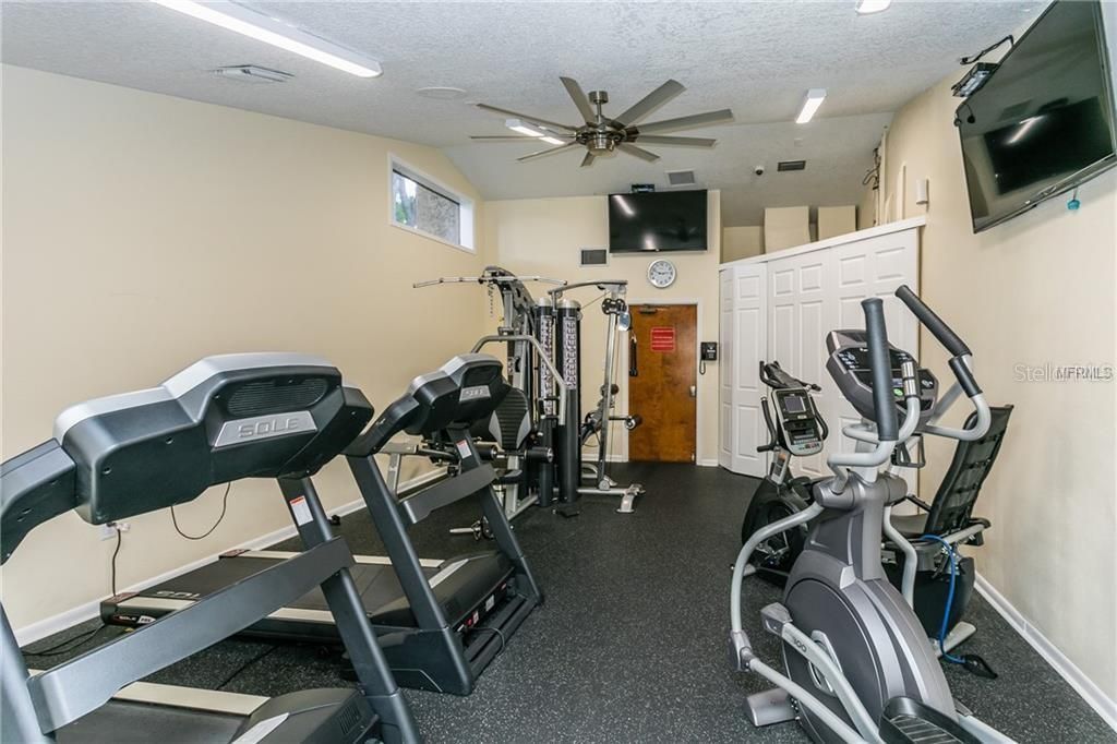 8237 Breeze Cove Lane, Orlando, FL 32819 Photo