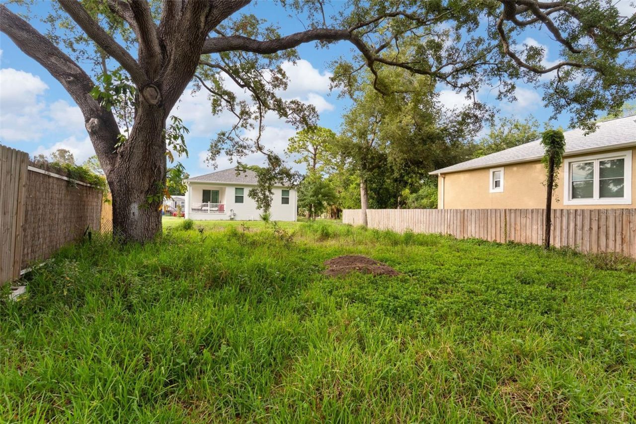 3233 Laurel Avenue , Clearwater, FL 33762 Photo