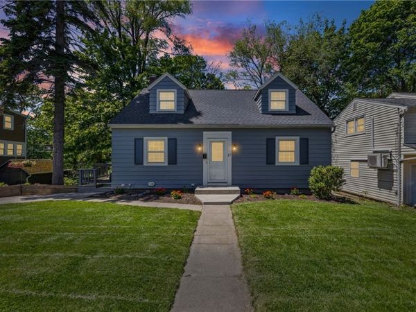 27 Dakeland Road , Irondequoit, NY 14617
