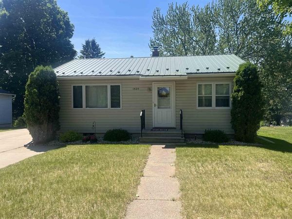 1424 BUREK AVENUE, Wausau, WI 54401