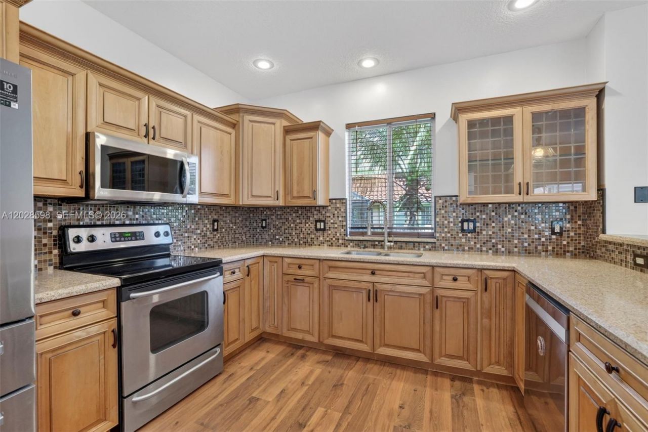 8226 NW 41st St , Coral Springs, FL 33065 Photo