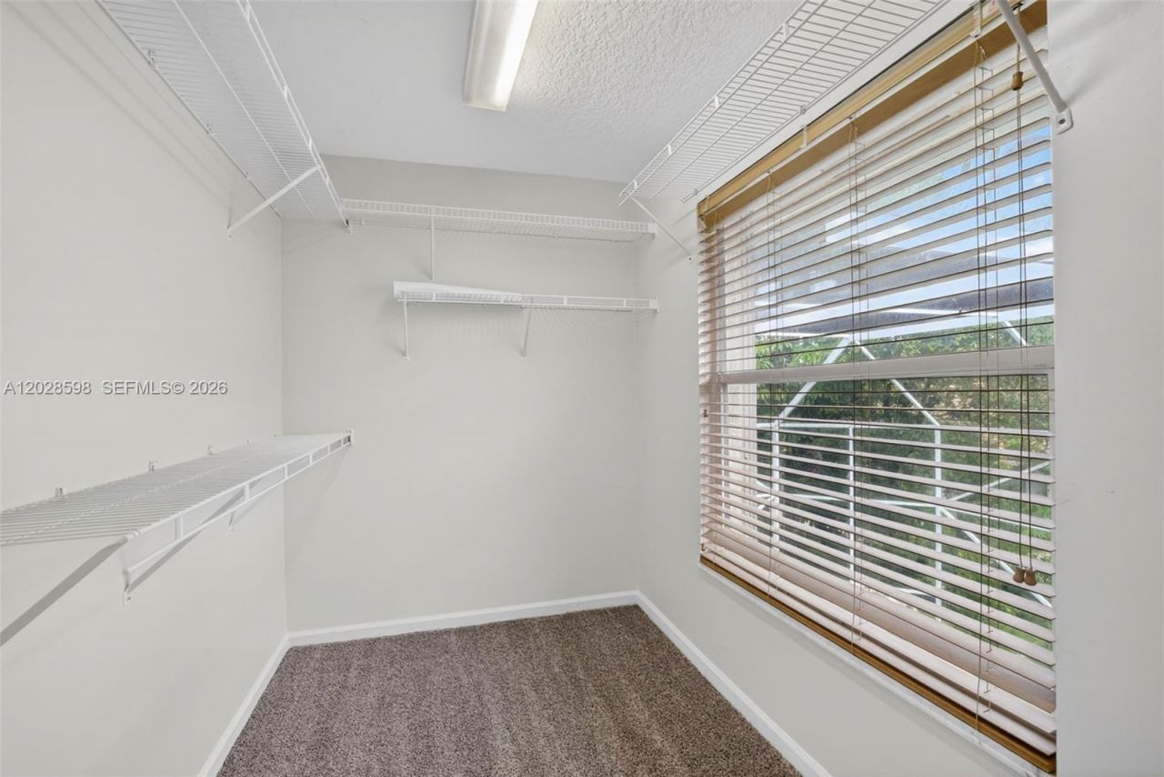 8226 NW 41st St , Coral Springs, FL 33065 Photo