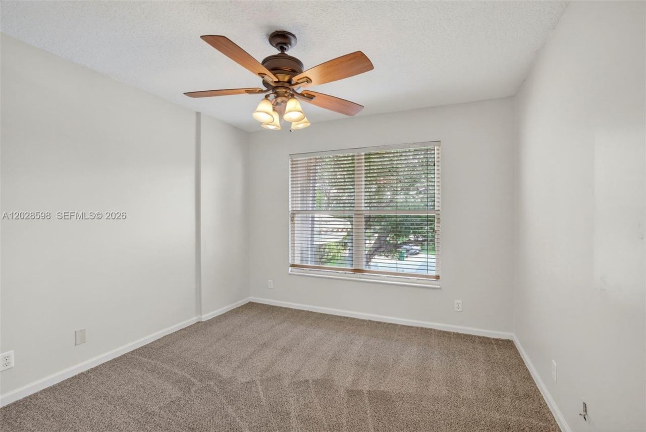 8226 NW 41st St , Coral Springs, FL 33065 Photo