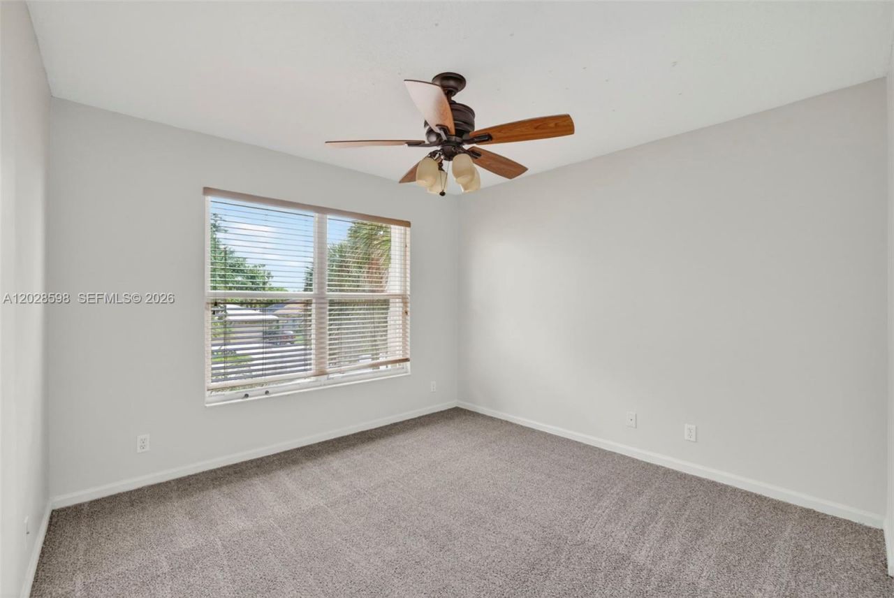 8226 NW 41st St , Coral Springs, FL 33065 Photo