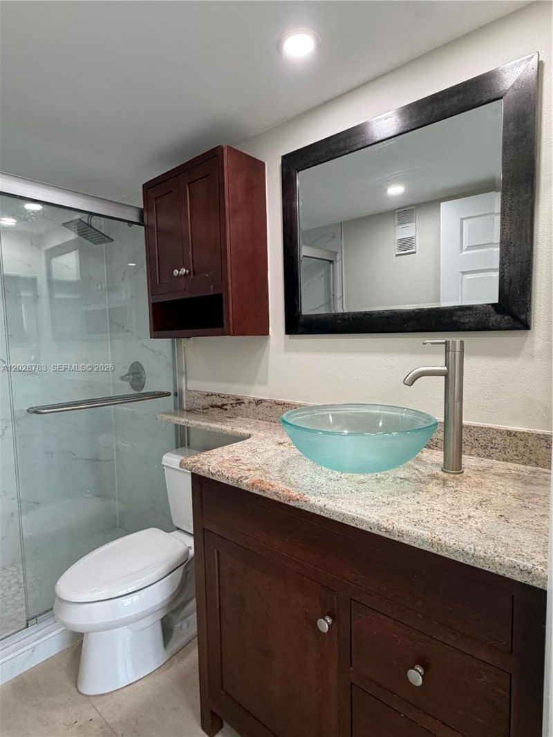 770 Claughton Island Dr , Unit 704, Miami, FL 33131 Photo