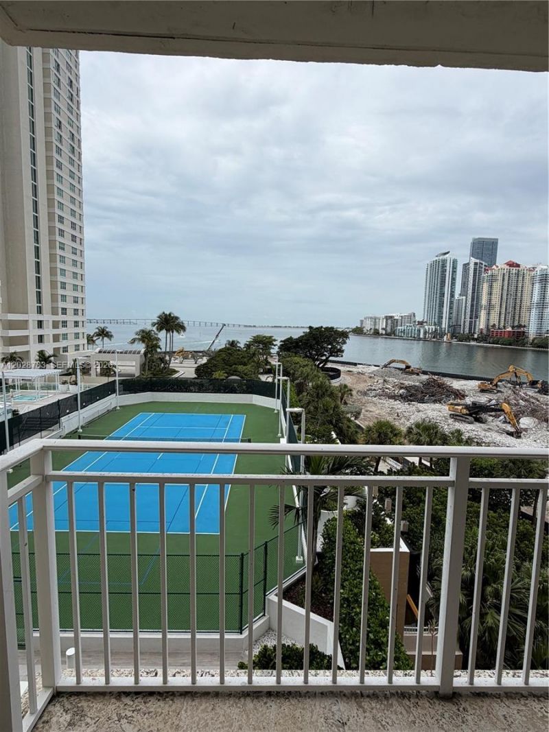 770 Claughton Island Dr , Unit 704, Miami, FL 33131 Photo