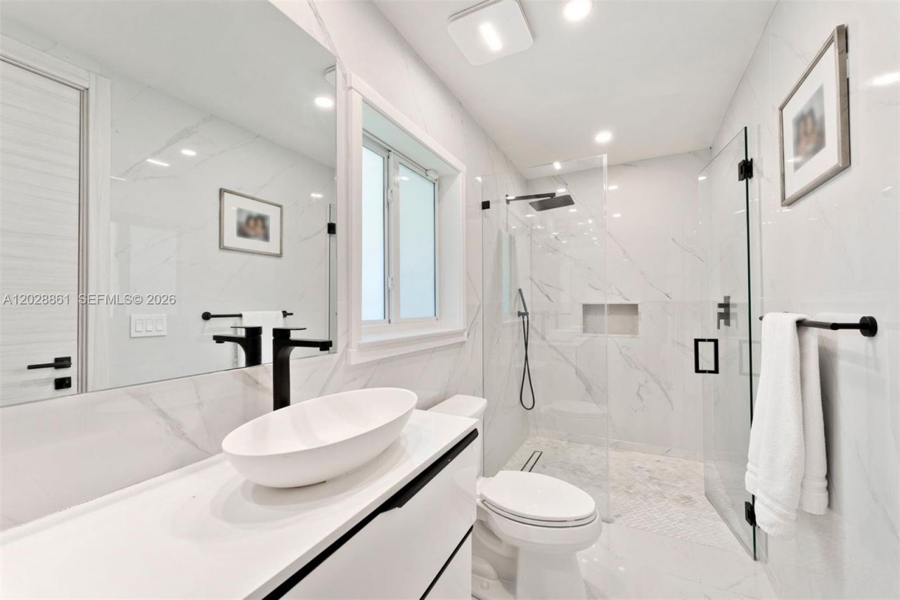 45 Palermo Ave, Coral Gables, FL 33134 Photo