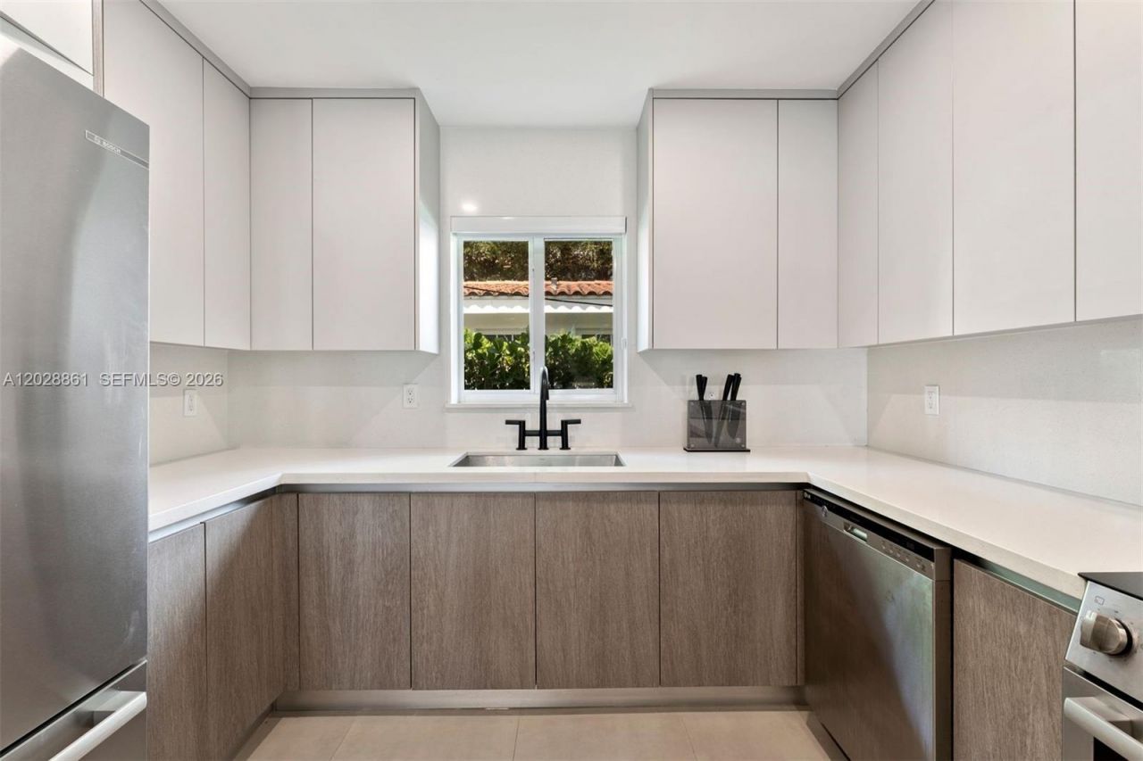 45 Palermo Ave, Coral Gables, FL 33134 Photo