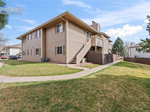 4323 Hawks Lookout Lane, Colorado Springs, CO 80916