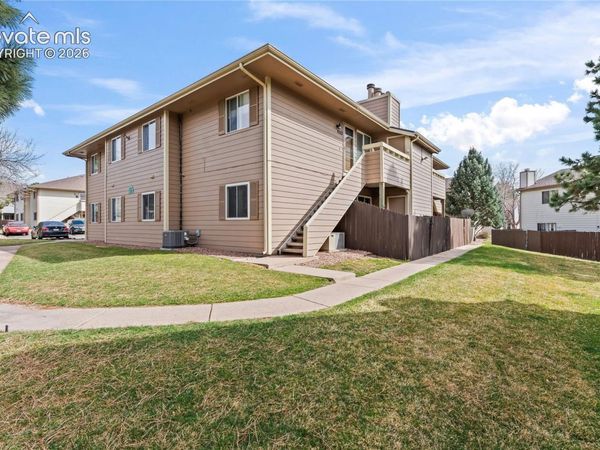 4323 Hawks Lookout Lane, Colorado Springs, CO 80916