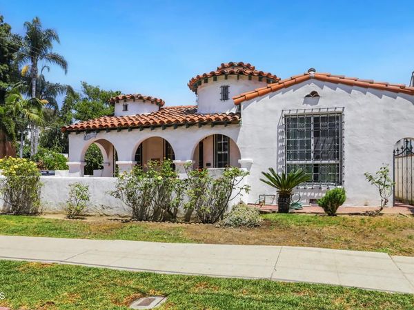 1544 Angelus Avenue , Los Angeles, CA 90026