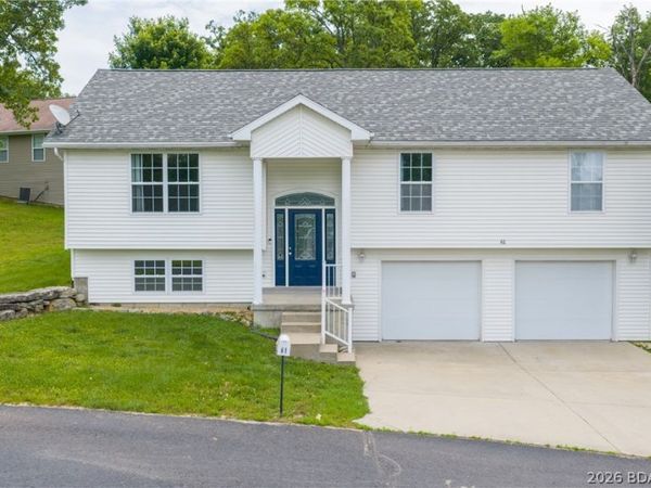 61 Woodland Circle , Eldon, MO 65026