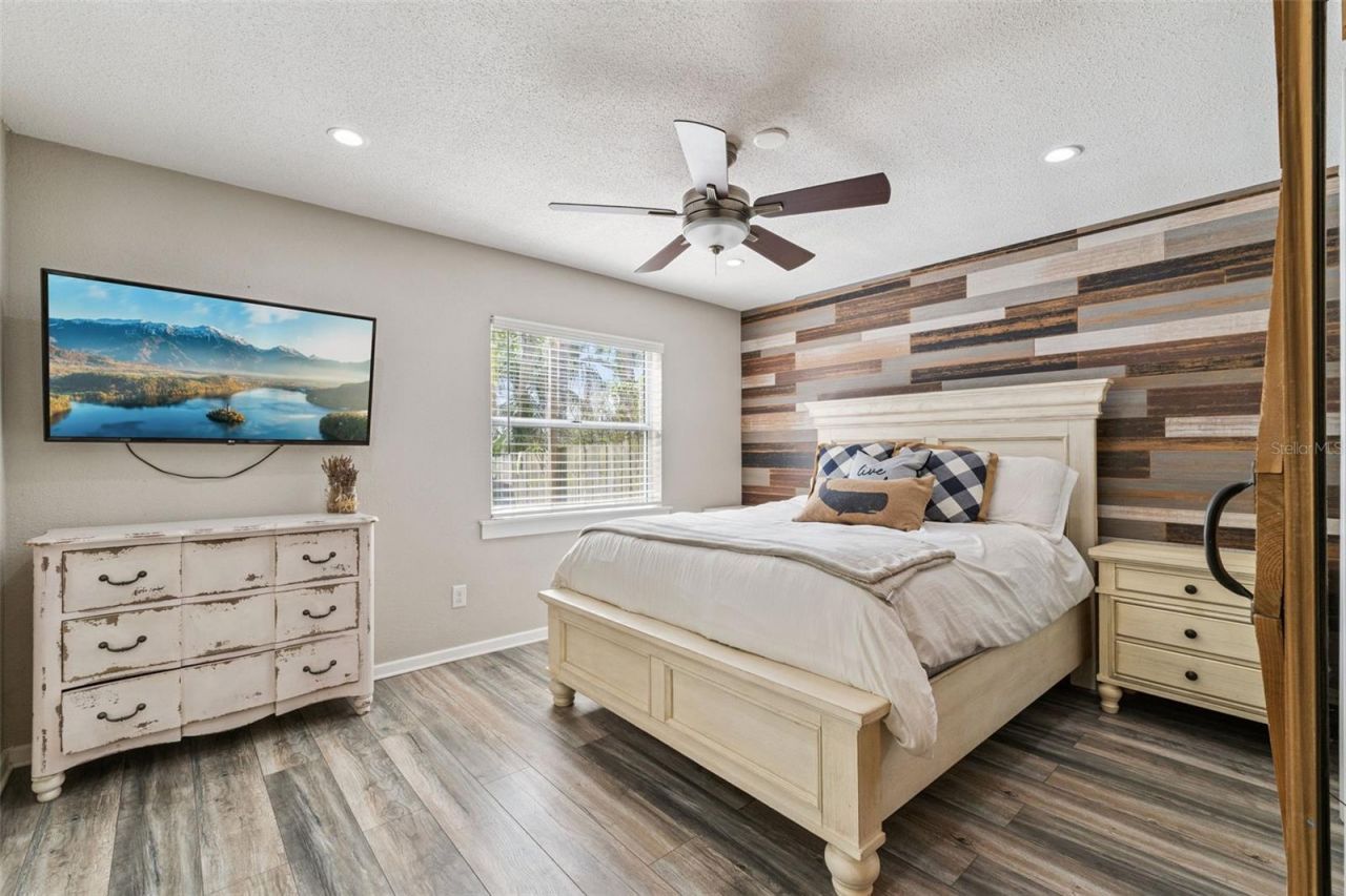 2609 S Crystal Lake Drive, Orlando, FL 32806 Photo