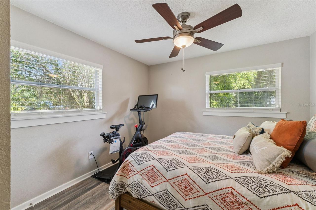 2609 S Crystal Lake Drive, Orlando, FL 32806 Photo