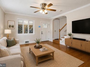 29 N BEDFORD STREET, ARLINGTON, VA 22201