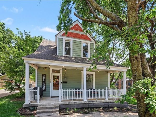 4027 Clark Avenue, Kansas City, MO 64111