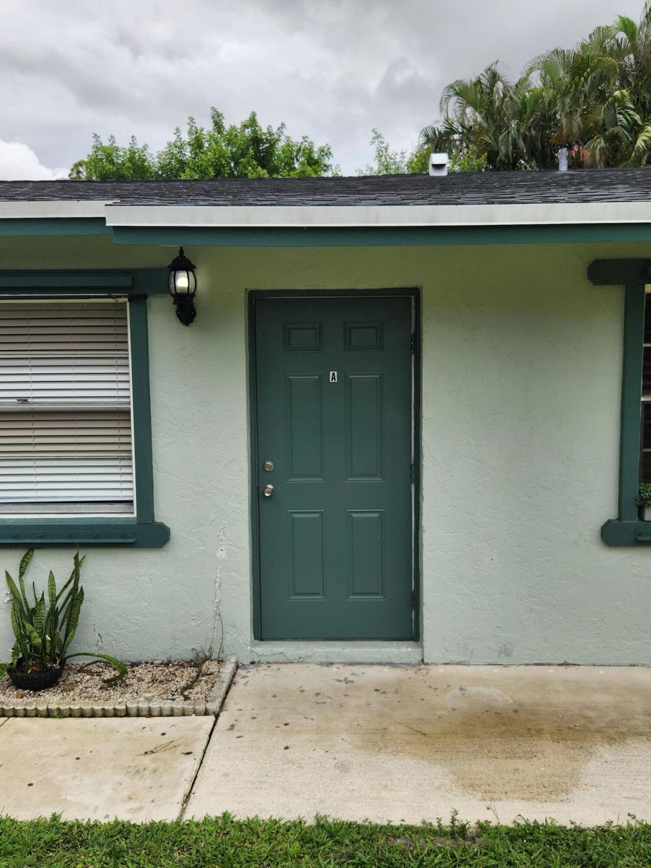 2167 Laura Lane, Unit A, West Palm Beach, FL 33415 Photo