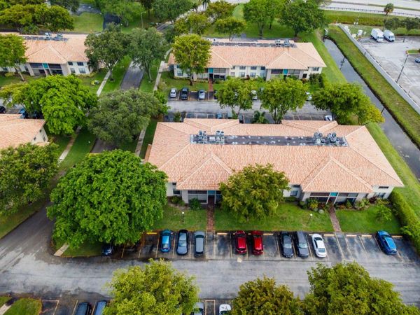 9935 Pineapple Tree Drive, Unit 202, Boynton Beach, FL 33436