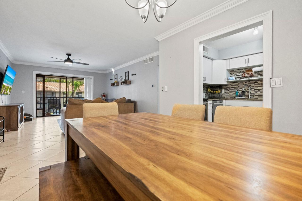 9935 Pineapple Tree Drive, Unit 202, Boynton Beach, FL 33436 Photo