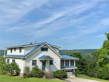 246 Lee Road , Watkins Glen, NY 14891