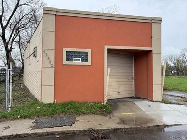 12582 E McNichols Road , Detroit, MI 48205