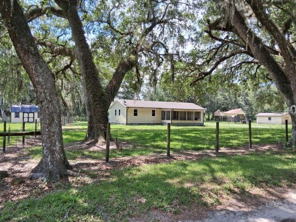 10628 CR 771 , WEBSTER, FL 33597