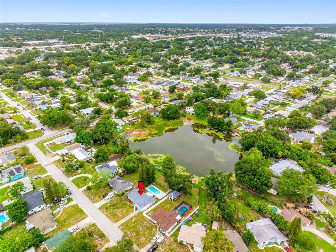 126 W Grapefruit Circle, Clearwater, FL 33759 Photo