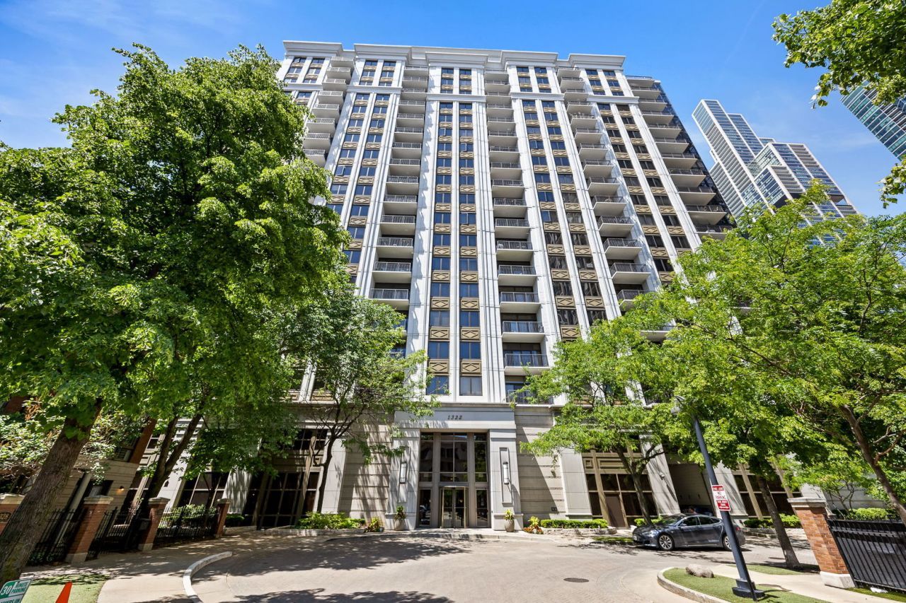 1322 S Prairie Avenue , Chicago, IL 60605
