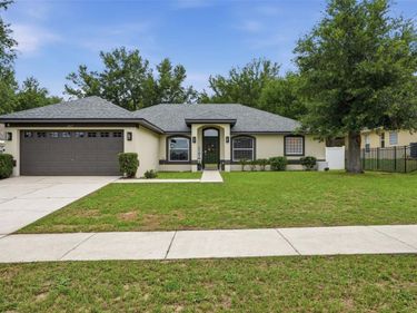 1917 SOUTHERN OAK LOOP , MINNEOLA, FL 34715