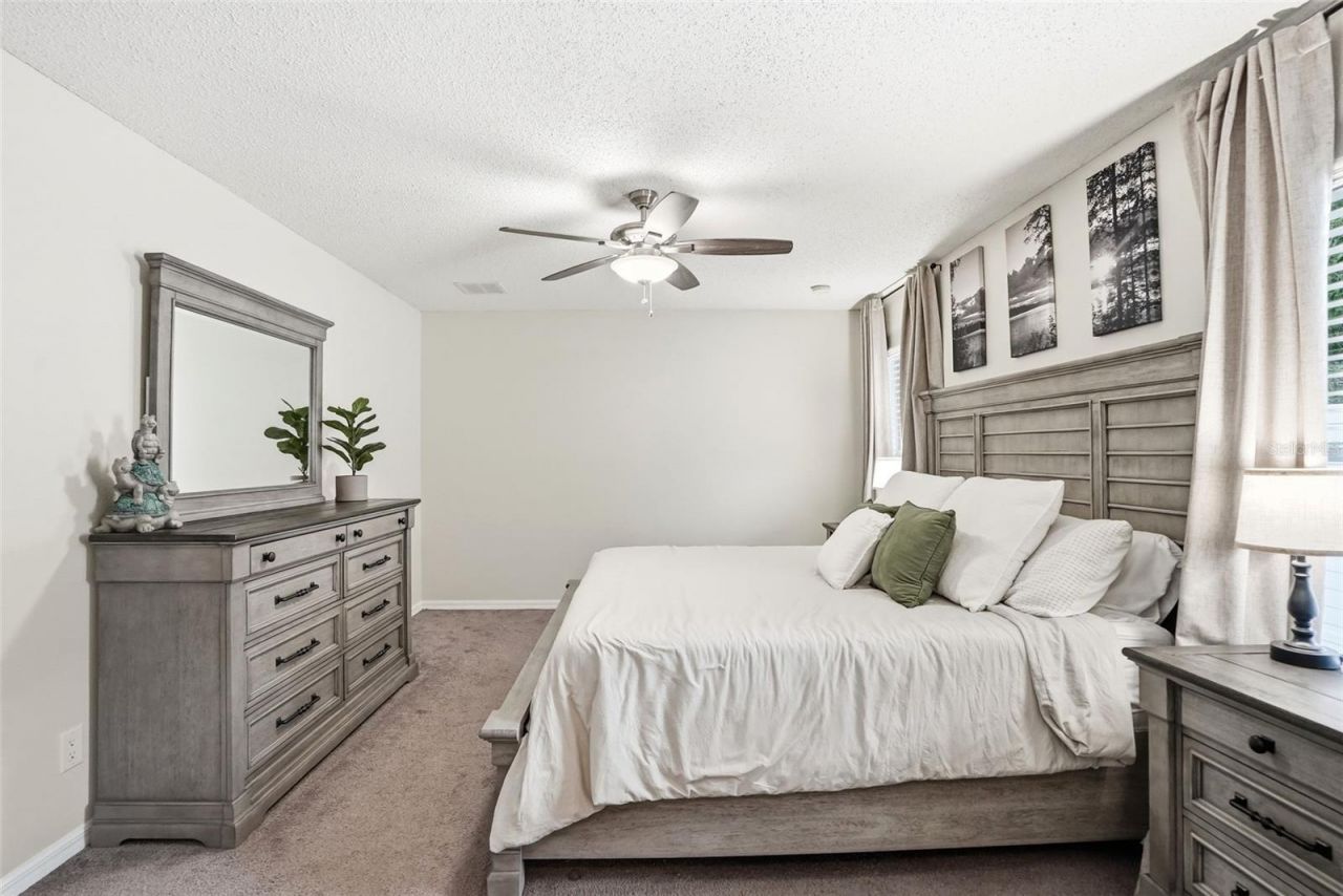 1917 Southern Oak Loop , Minneola, FL 34715 Photo