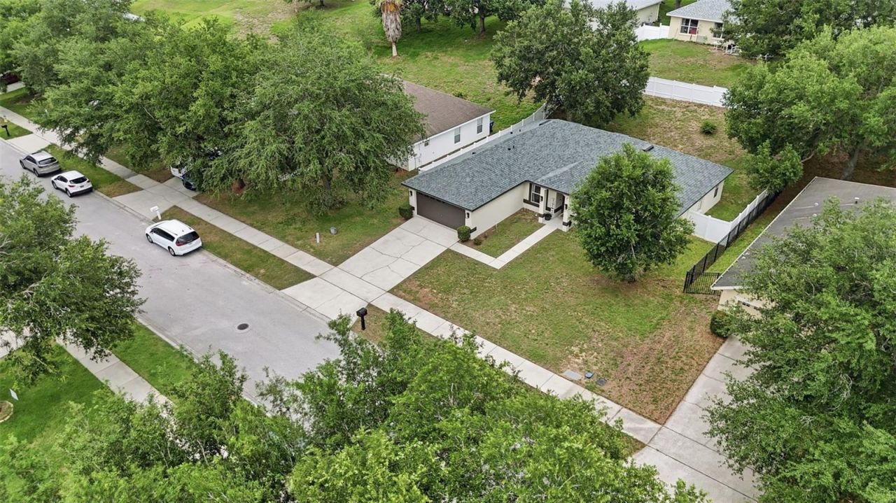 1917 Southern Oak Loop , Minneola, FL 34715 Photo