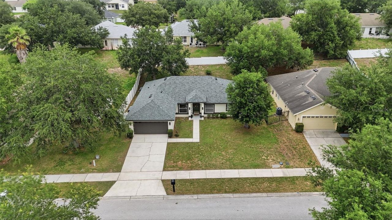 1917 Southern Oak Loop , Minneola, FL 34715 Photo