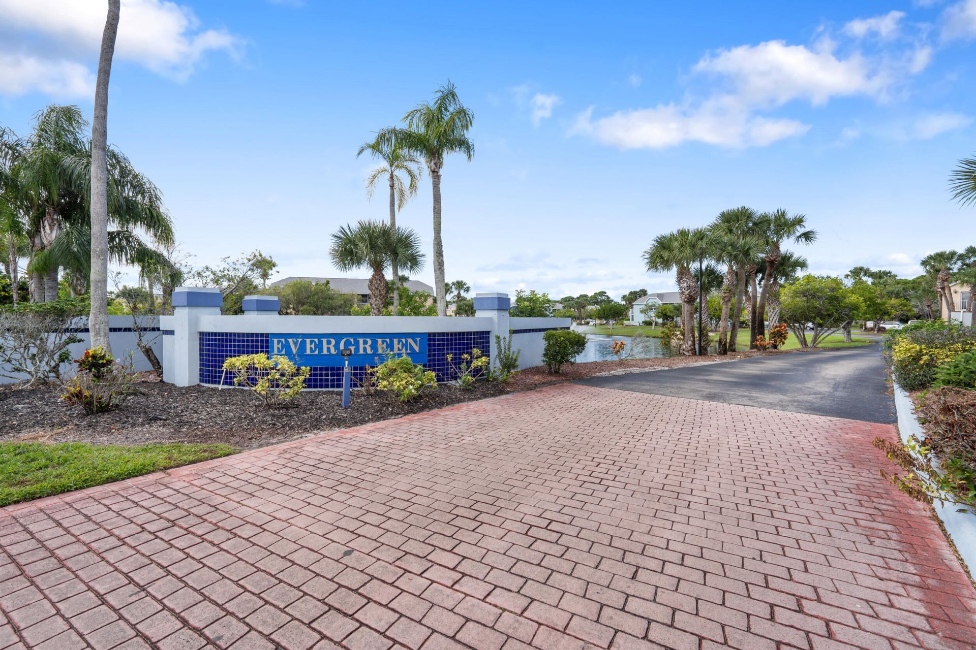 1616 SE Green Acres Circle, Unit M204, Port Saint Lucie, FL 34952 Photo