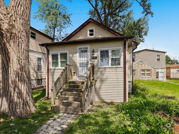 8721 S Constance Avenue , Chicago, IL 60617