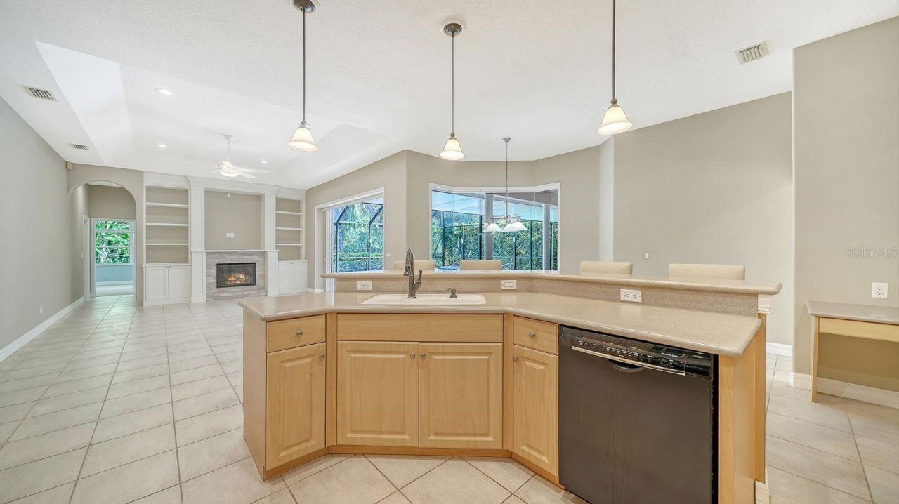 4769 Sweetmeadow Circle , Sarasota, FL 34238 Photo