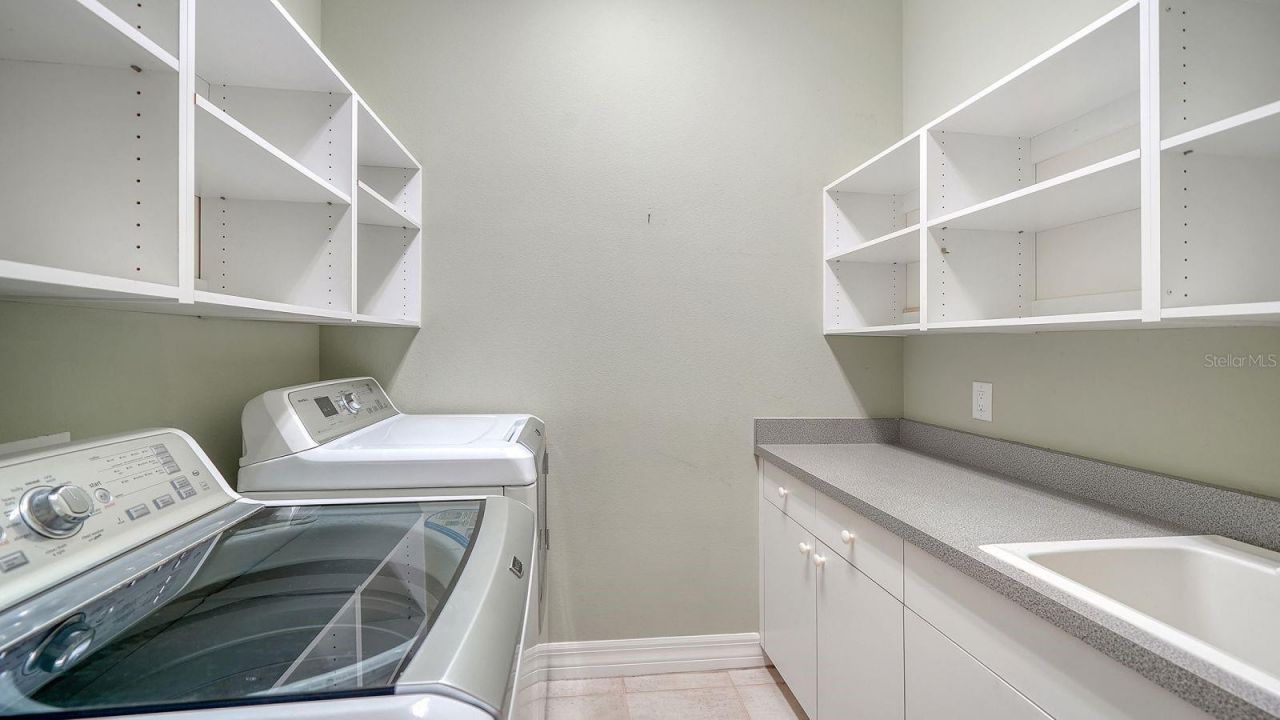 4769 Sweetmeadow Circle , Sarasota, FL 34238 Photo