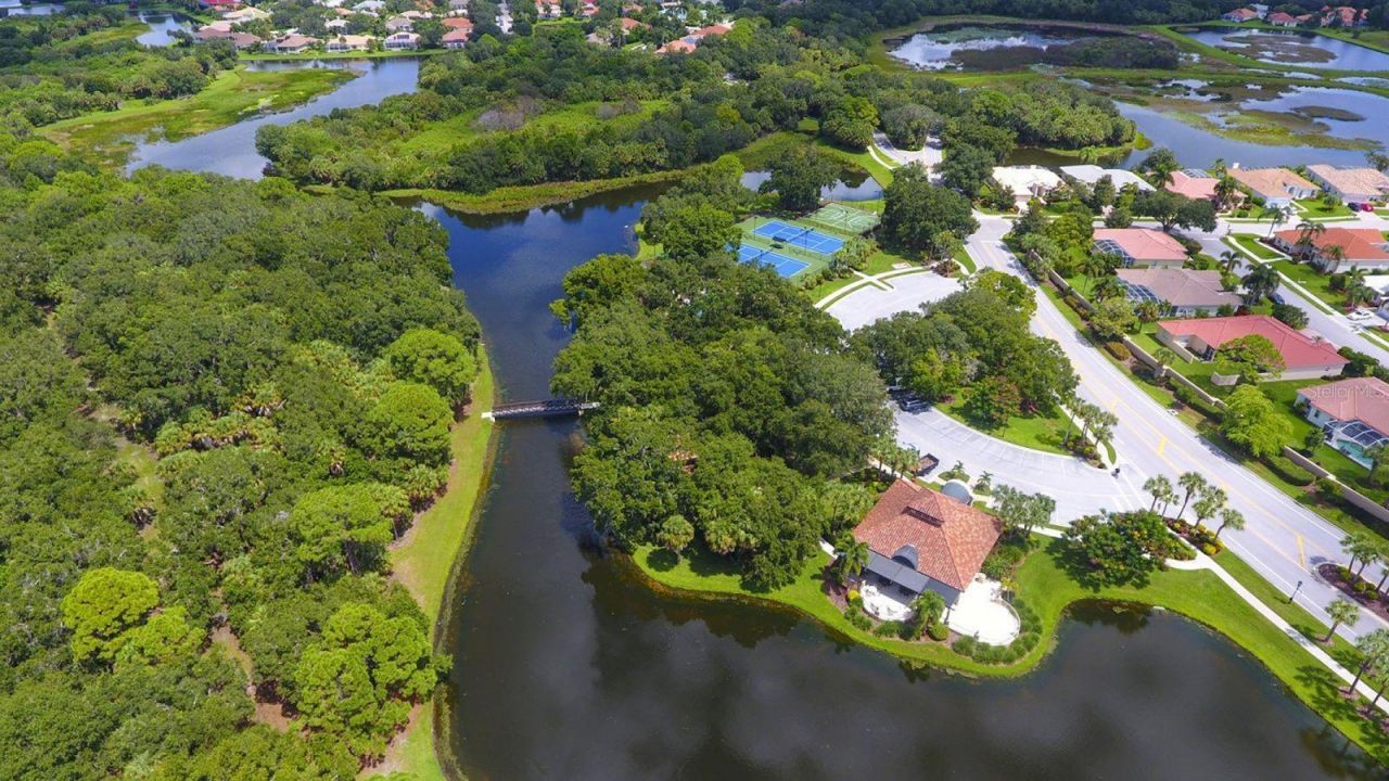 4769 Sweetmeadow Circle , Sarasota, FL 34238 Photo