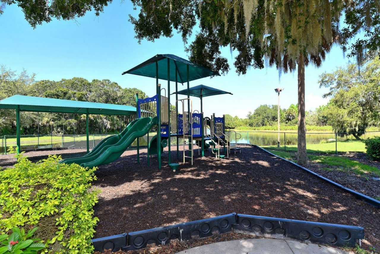 4769 Sweetmeadow Circle , Sarasota, FL 34238 Photo