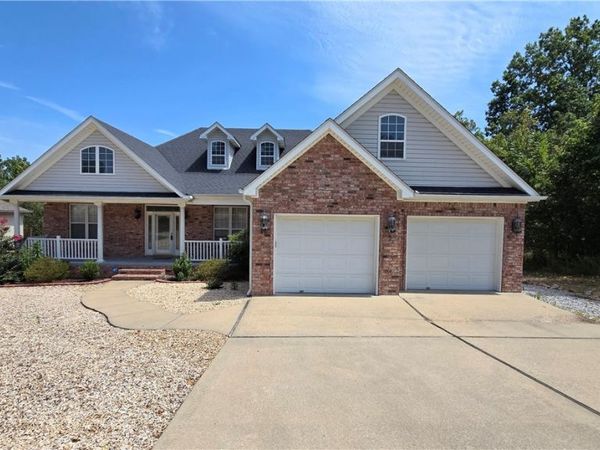 6 Luncarty Lane, Bella Vista, AR 72715
