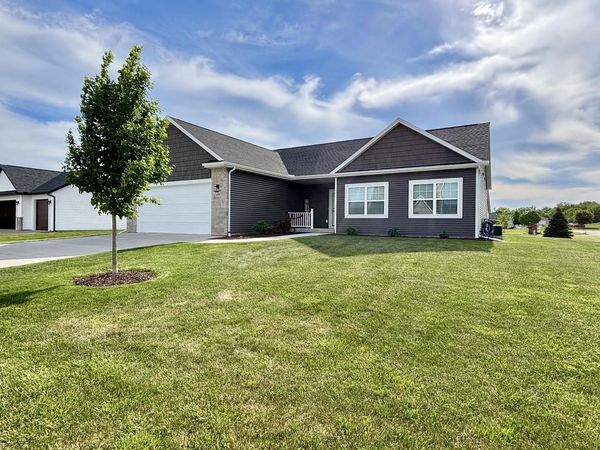 439 East STREET, Juneau, WI 53039