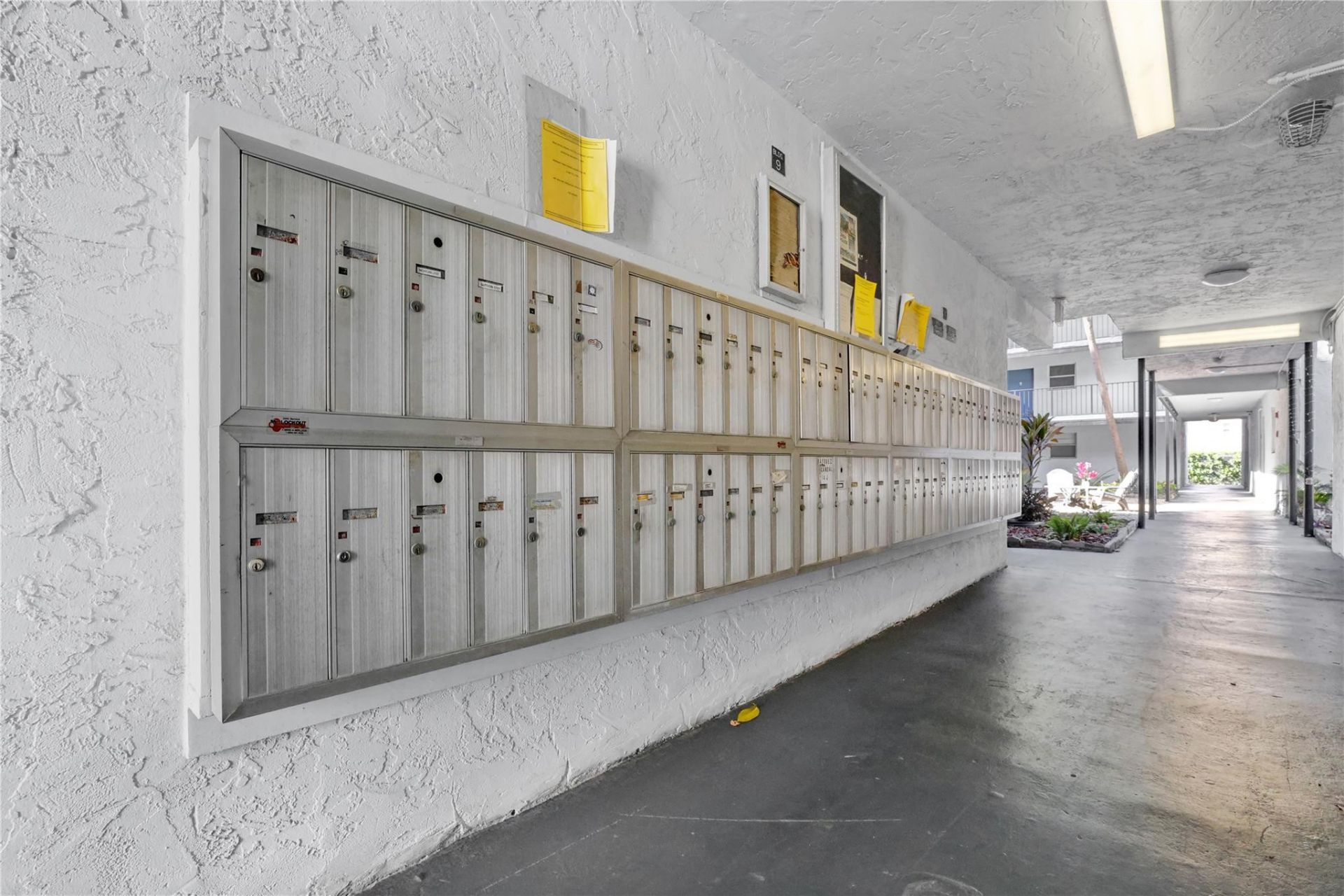 2800 Somerset Drive, Unit 418j, Lauderdale Lakes, FL 33311 Photo