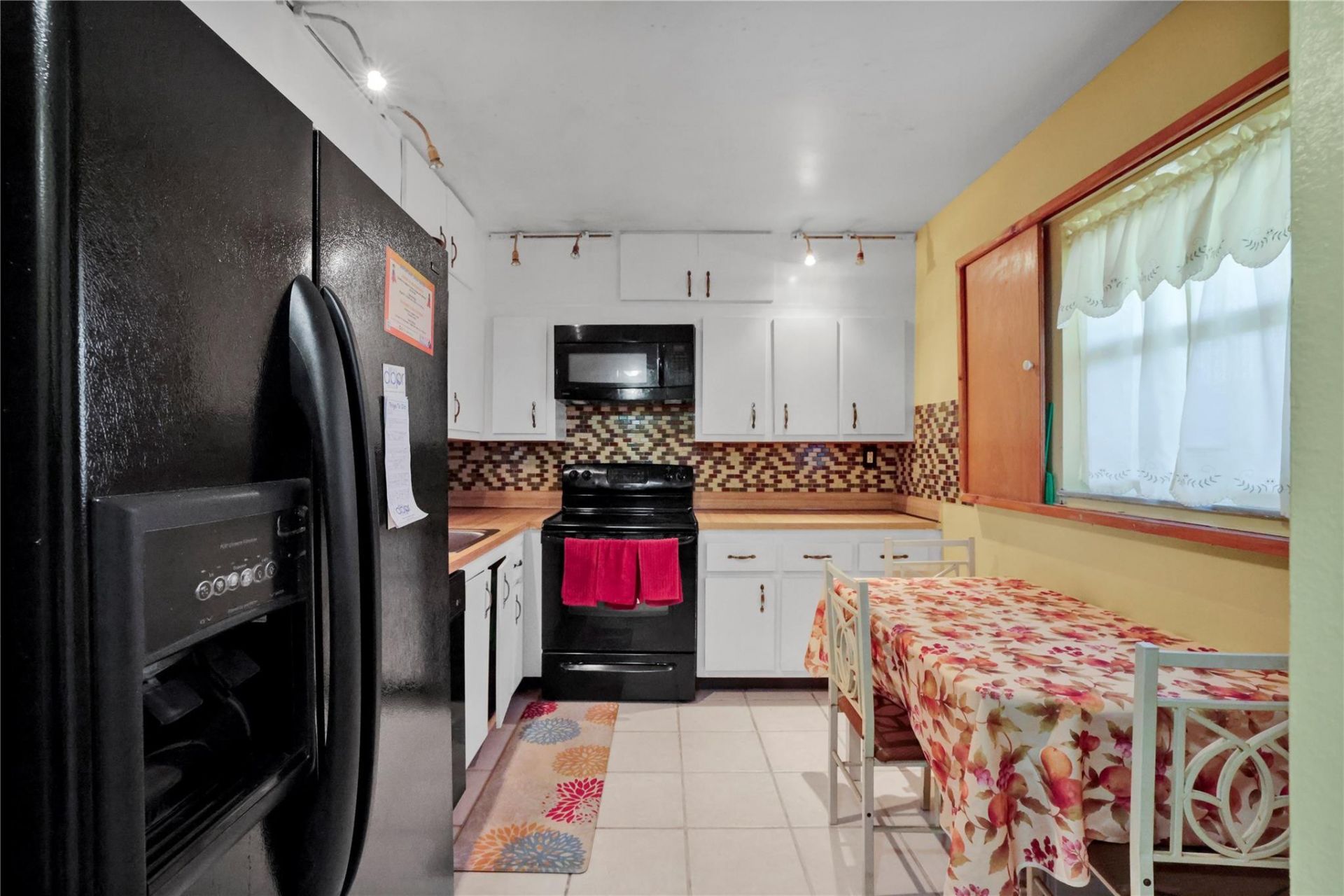 2800 Somerset Drive, Unit 418j, Lauderdale Lakes, FL 33311 Photo
