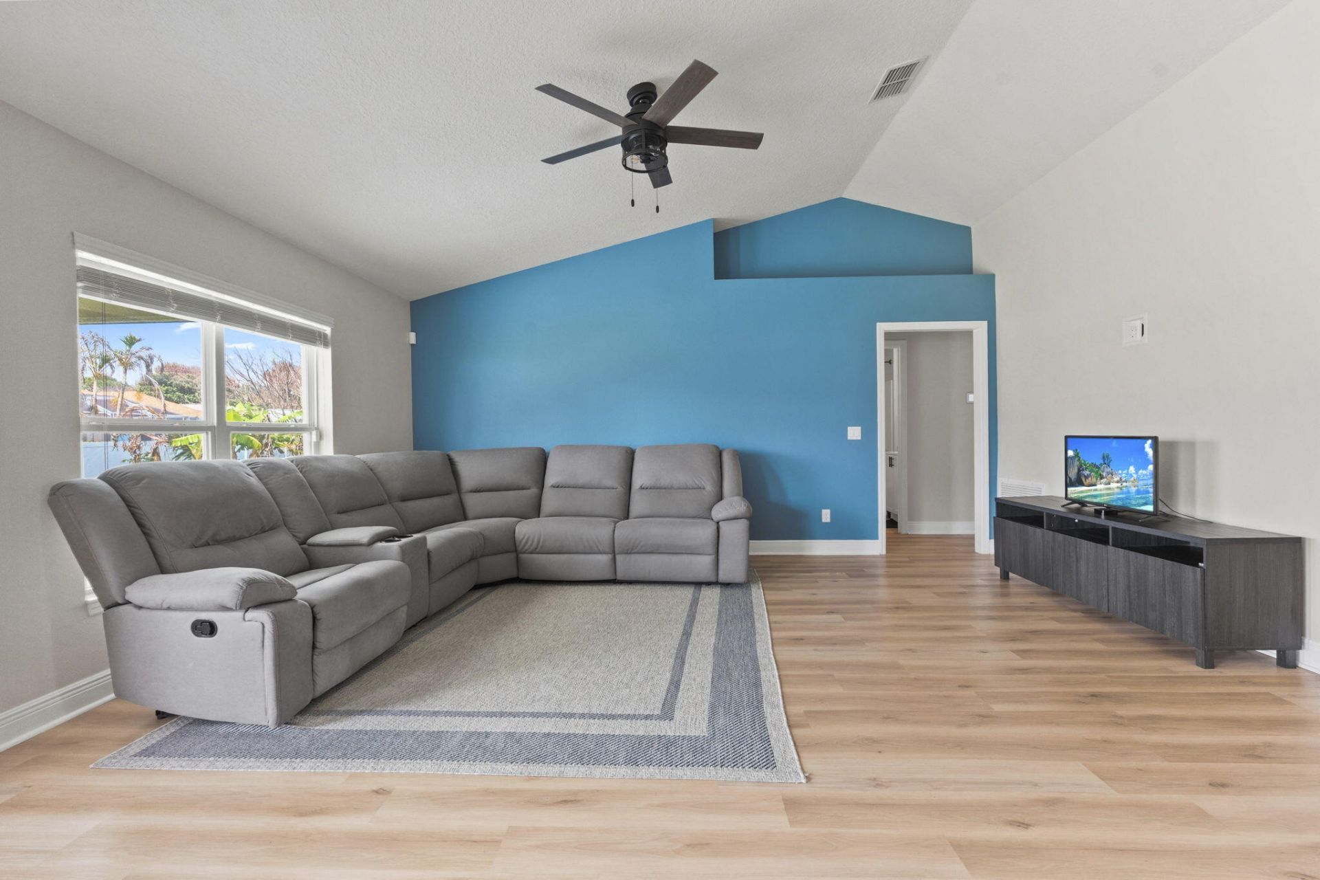 449 SW Exmore Avenue, Port Saint Lucie, FL 34983 Photo