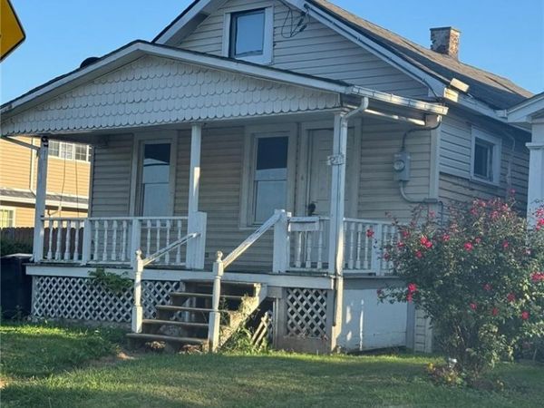 7211 Stephenson Avenue , Niagara Falls, NY 14304